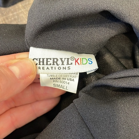 Cheryls Kids ruffle detail Dress size small - Picture 5 of 5